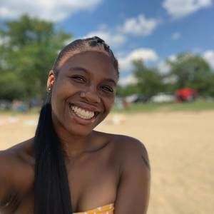 Meet your Posher, Torri